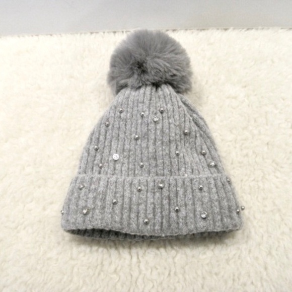 Ribbed Knit Pom Pom Hat - Picture 2 of 9